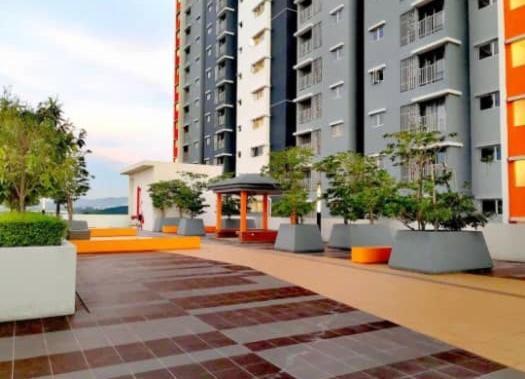 Alanis Suite Klia With Neflix Sepang Exterior foto